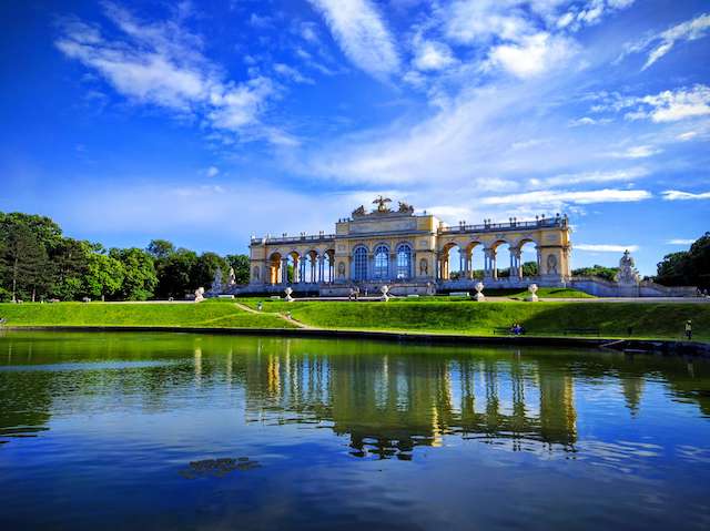 Sch&ouml;nbrunn Palace, Vienna, Austria